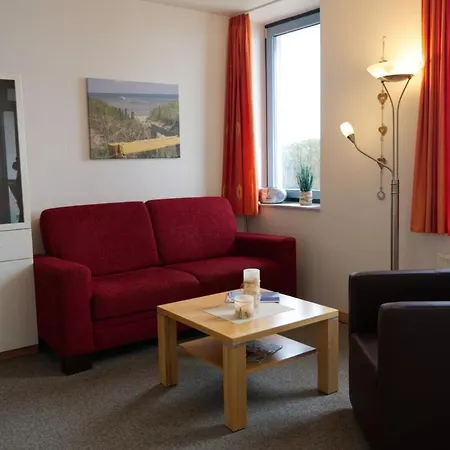 Holiday home Inselblume 03 - Mit Direktem Meerblick Burgtiefe auf Fehmarn
